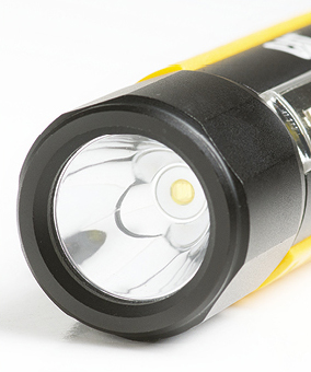 CAT CT3410 | Dual beam torch 200 Lumens powered by AAA batteries