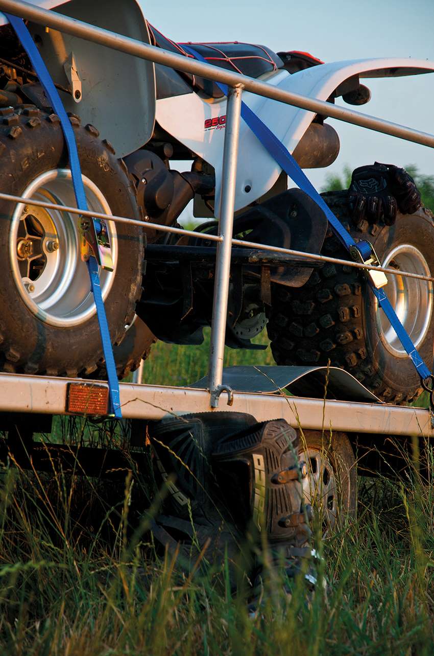 MURTRA P98-P29PK004 BASIC Kit: 2 straps with 25mm x 5m 800kg tensioner, 2 straps with 35mm x 4m buckle